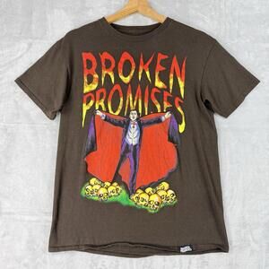 Broken Promises Dracula Love Sucks Graphic Tee Brown Skull Print Men Size M Y2K
